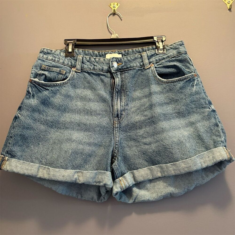 Vintage H&M Women's High Waisted Denim Shorts Blue Size 16 Casual